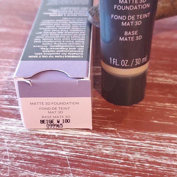 Beige W 100 (Warm) Matte 3D Foundation - Combo to Oily - Mary Kay - Picture 4 of 4